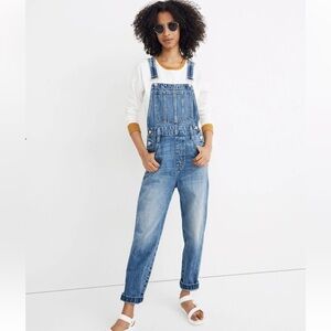 Madewell Straight-Leg Overalls in Hickory Wash
